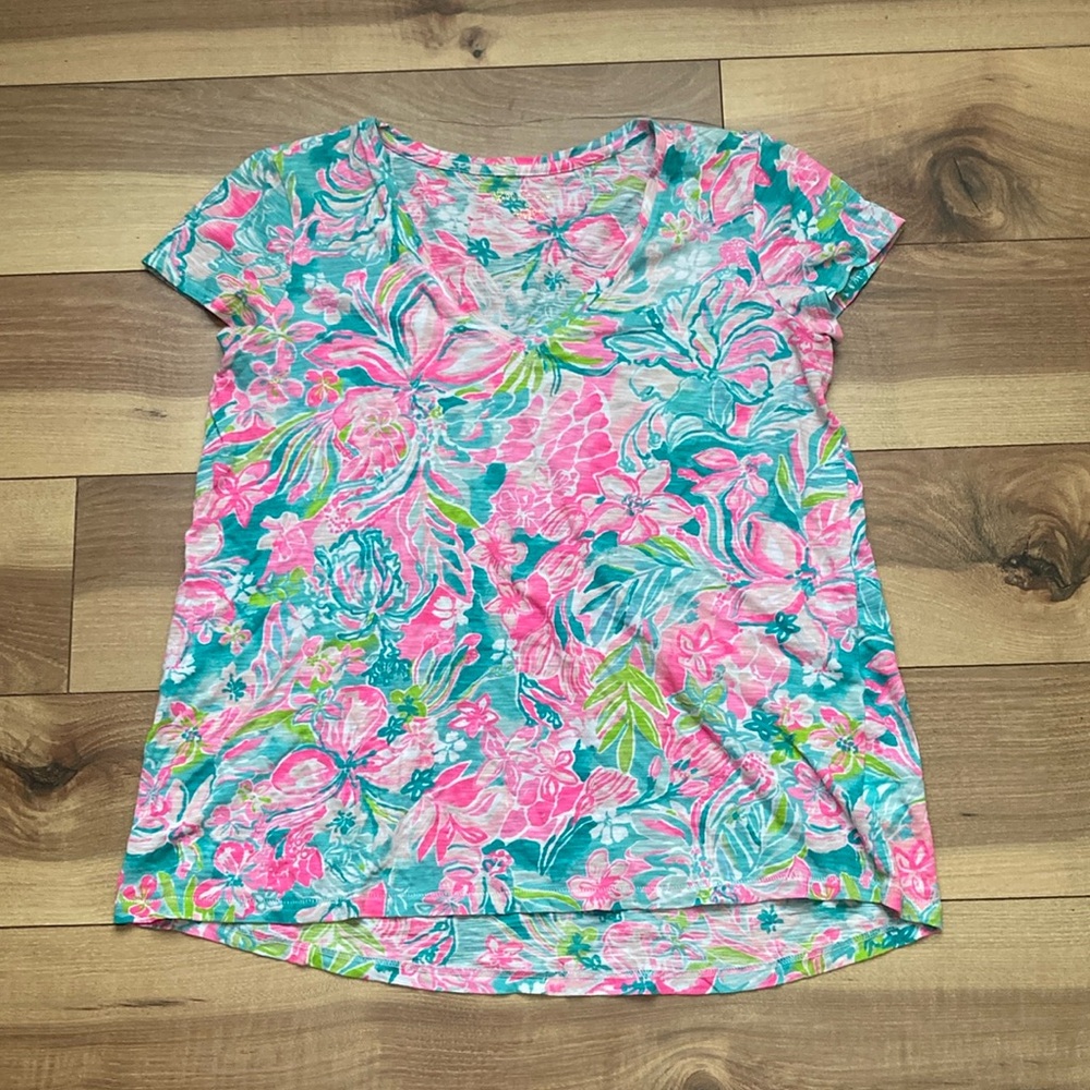 Lilly Pulitzer Etta V-Neck Tee